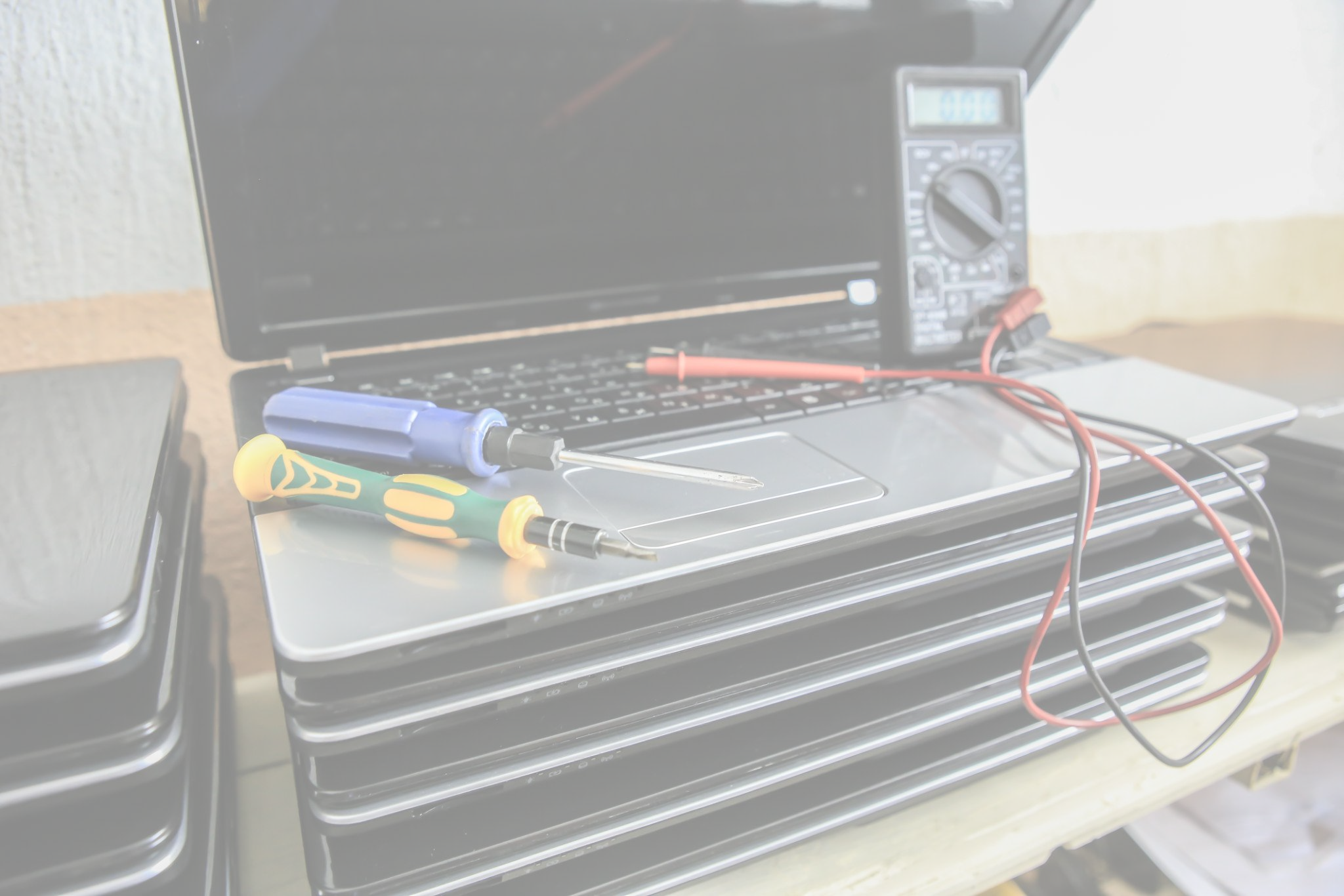 Laptop repair service in Bangalore with pickup and drop support 1